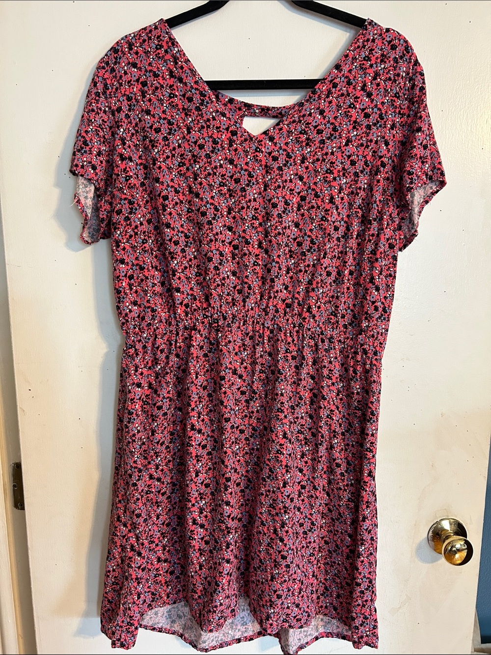 GAP Pink Floral Keyhole Short Sleeve Dress